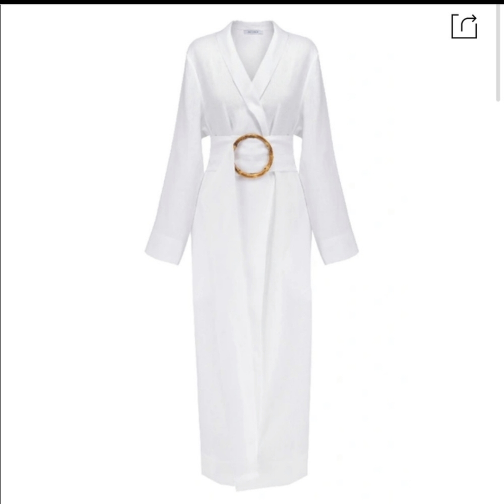Sleeper linen robe with bamboo belt